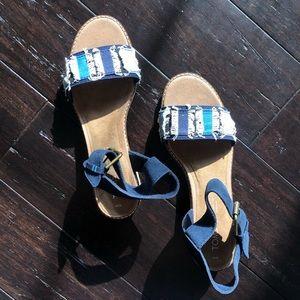 SOLD! TOMS Suede Coup Denim Camilia Sandals